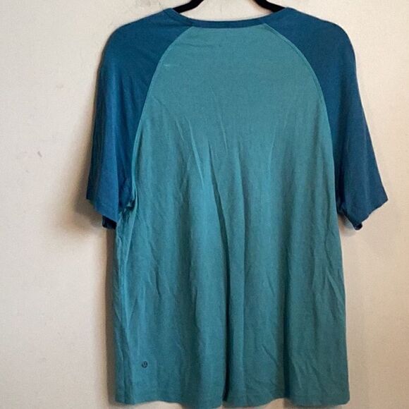 Lululemon Mens Crewneck T-shirt L - Picture 3 of 6